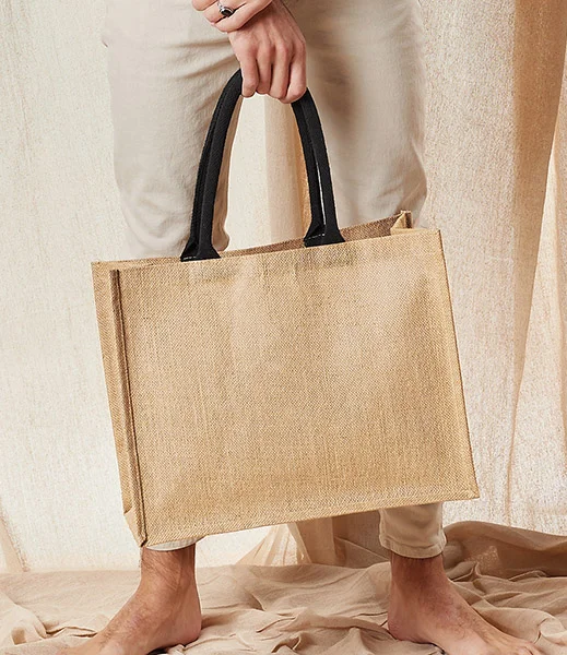 Classic Jute Bag lifestyle 03