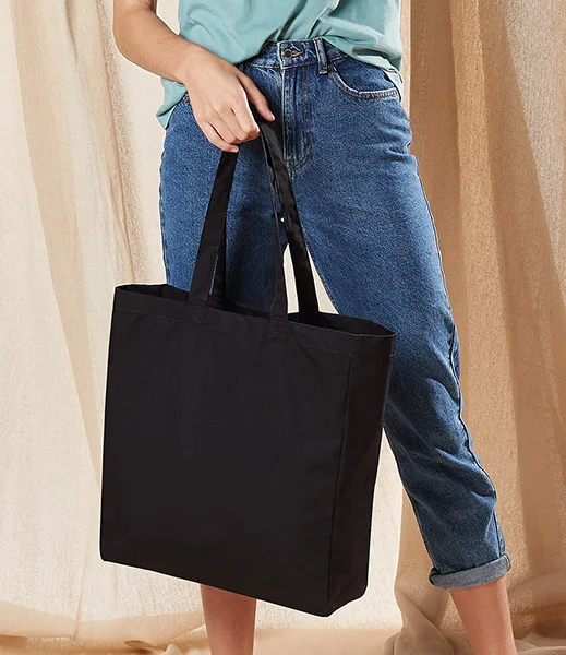 Premium Canvas Tote lifestyle 03